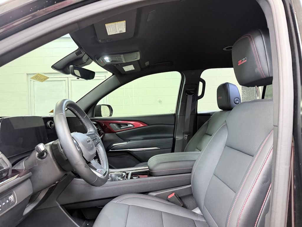 Used 2026 Chevrolet Traverse Z71 w/ Driver Confidence Package AWD/4WD image 14