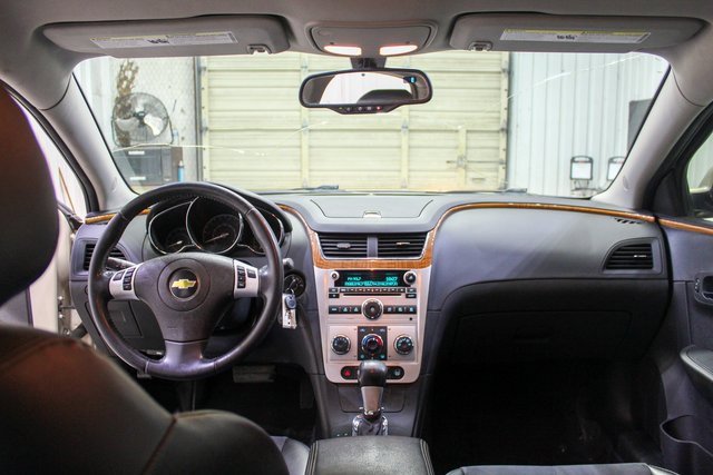 Used 2011 Chevrolet Malibu LT w/ HFV6 Engine Package image 11