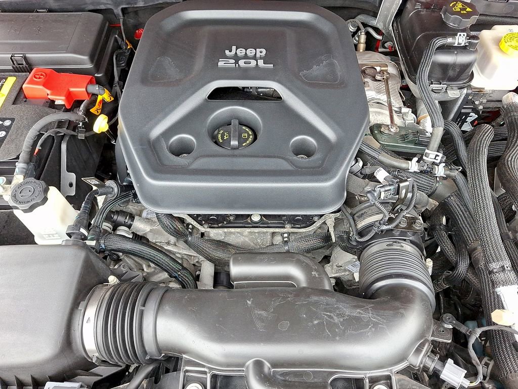 Used 2022 Jeep Wrangler Unlimited Sahara w/ Cold Weather Group image 28