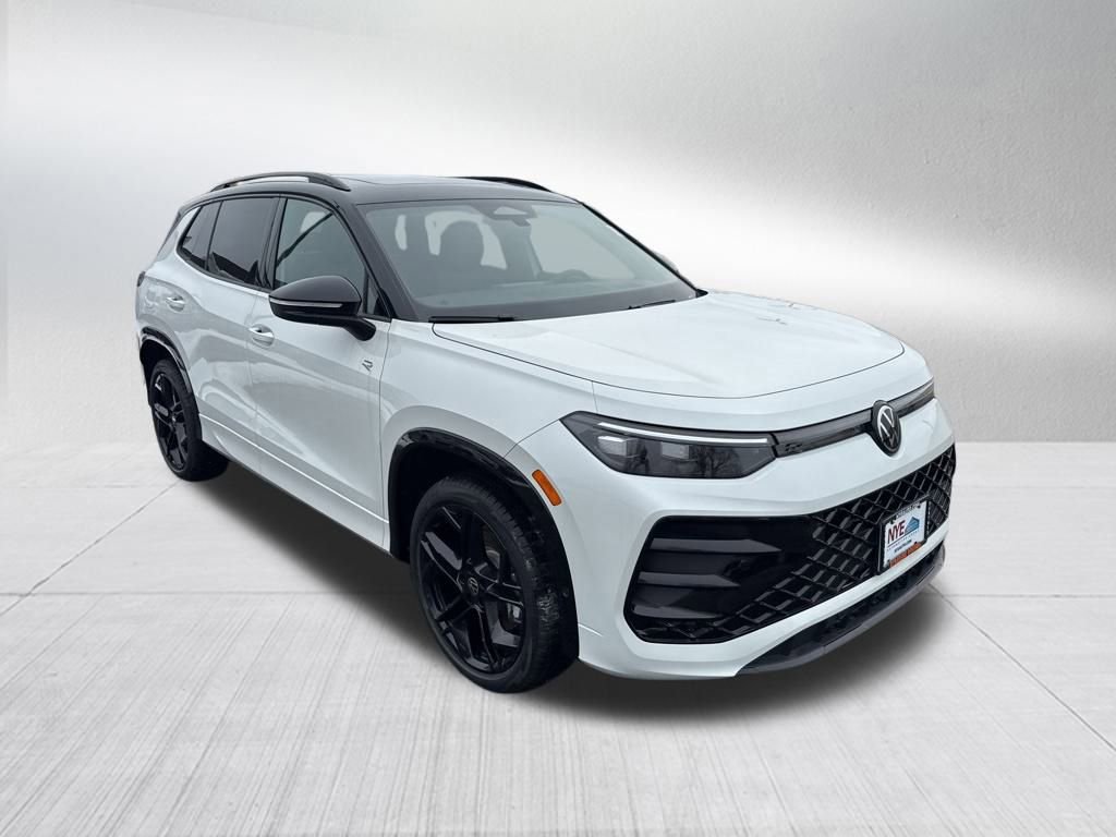 New 2026 Volkswagen Tiguan SE R-Line image 7