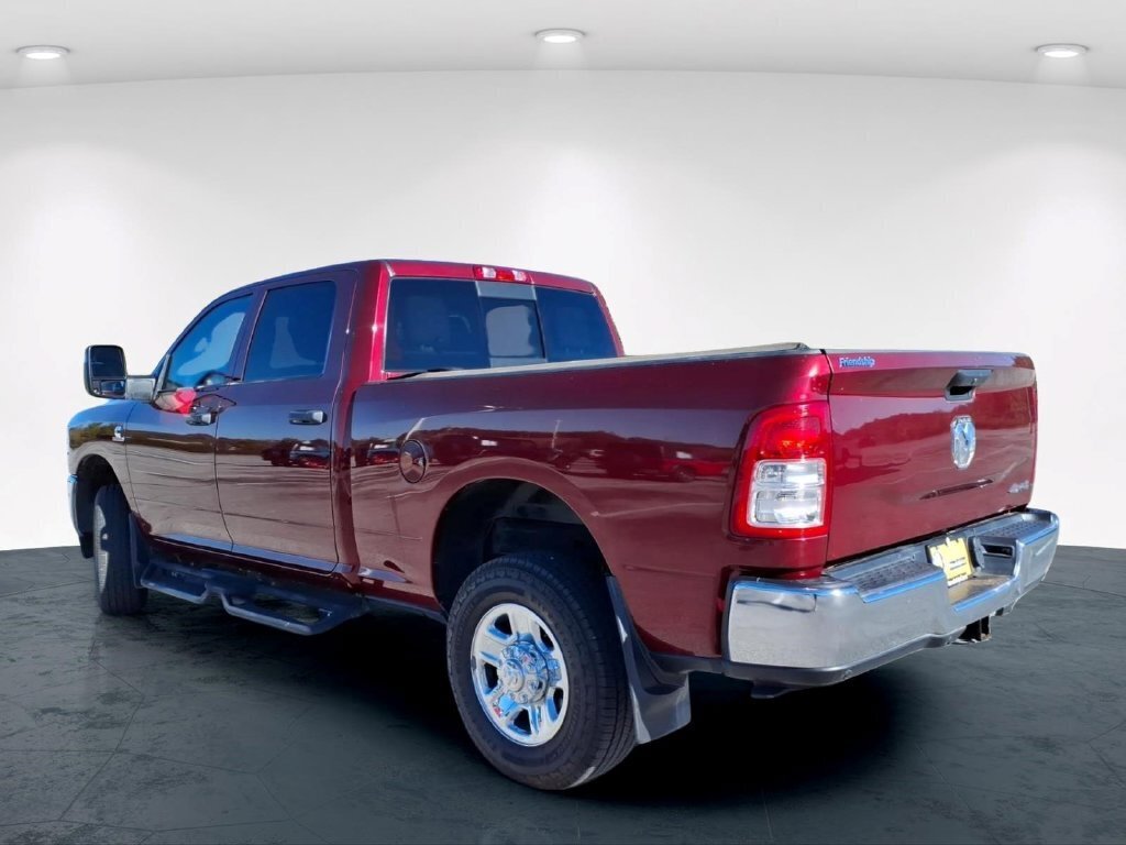 Used 2024 RAM 2500 Tradesman w/ Chrome Appearance Group AWD/4WD image 12