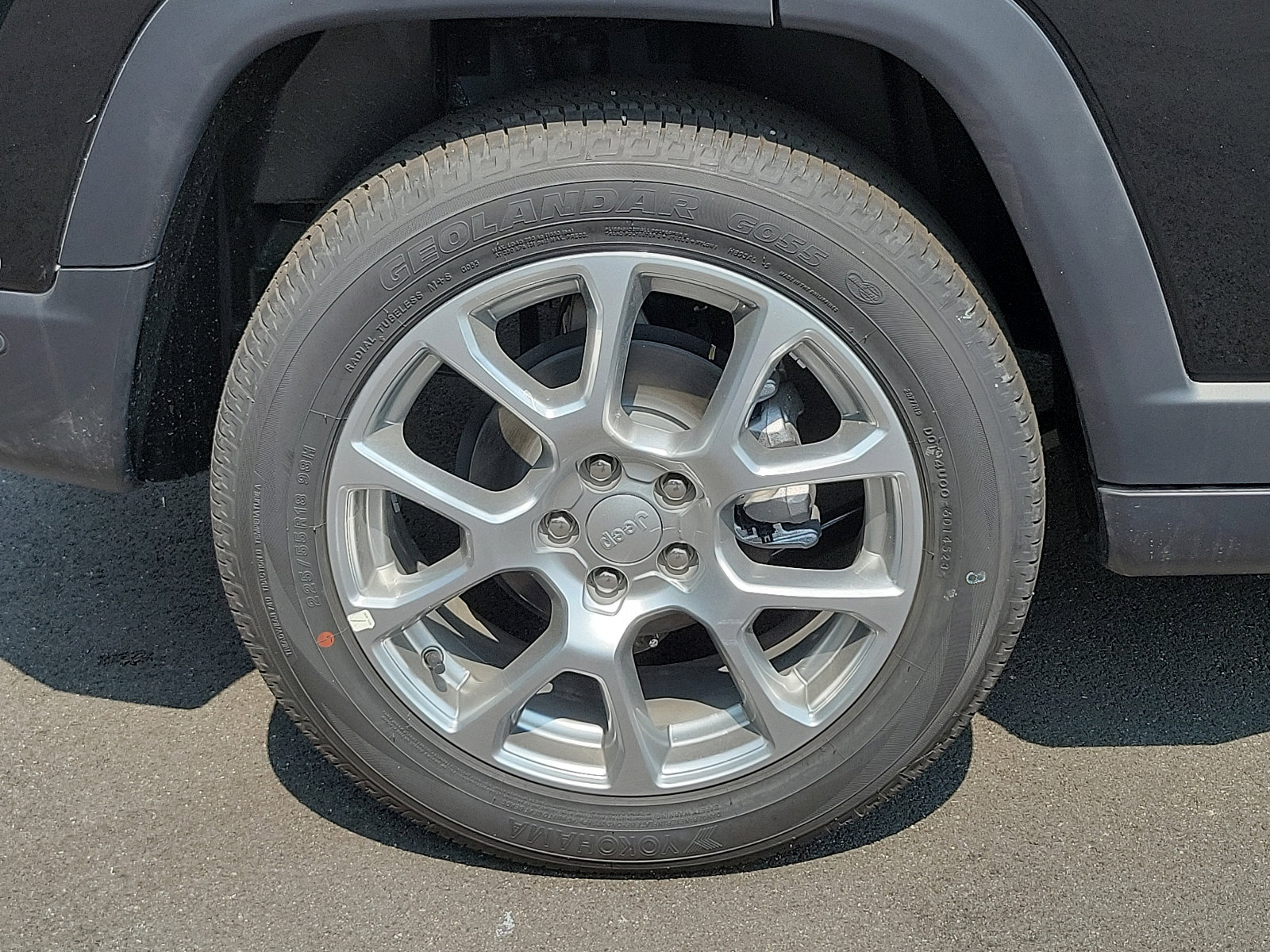 Used 2024 Jeep Compass Latitude image 5