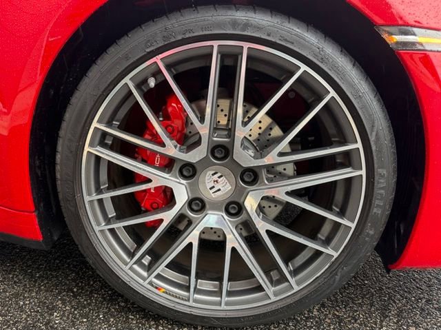Used 2022 Porsche 911 Carrera image 10
