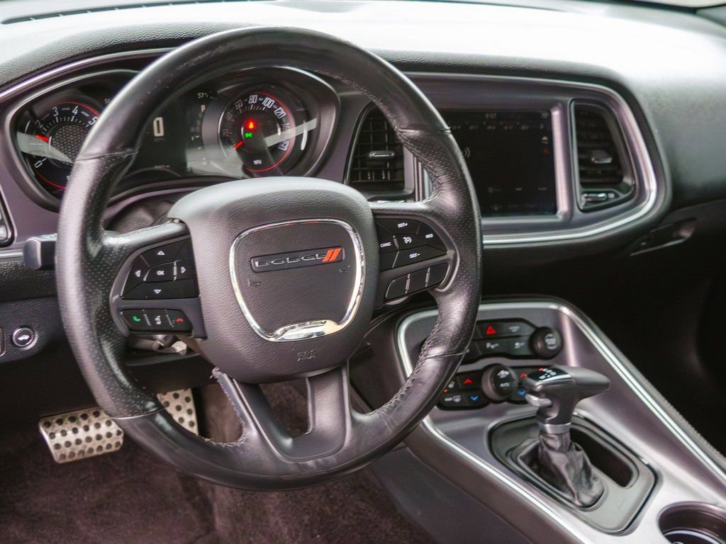 Used 2018 Dodge Challenger R/T Plus image 10