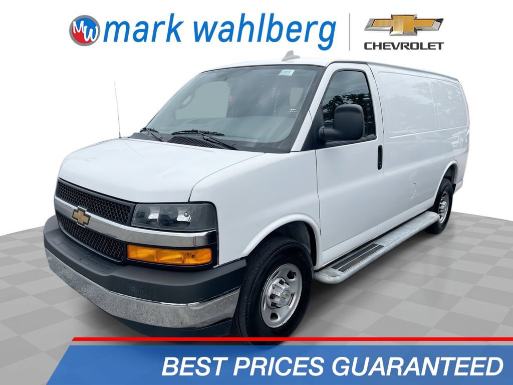 Used 2025 Chevrolet Express 2500 w/ Driver Convenience Package RWD video 1