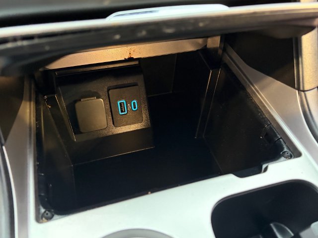 Used 2020 Ford Explorer XLT RWD image 25