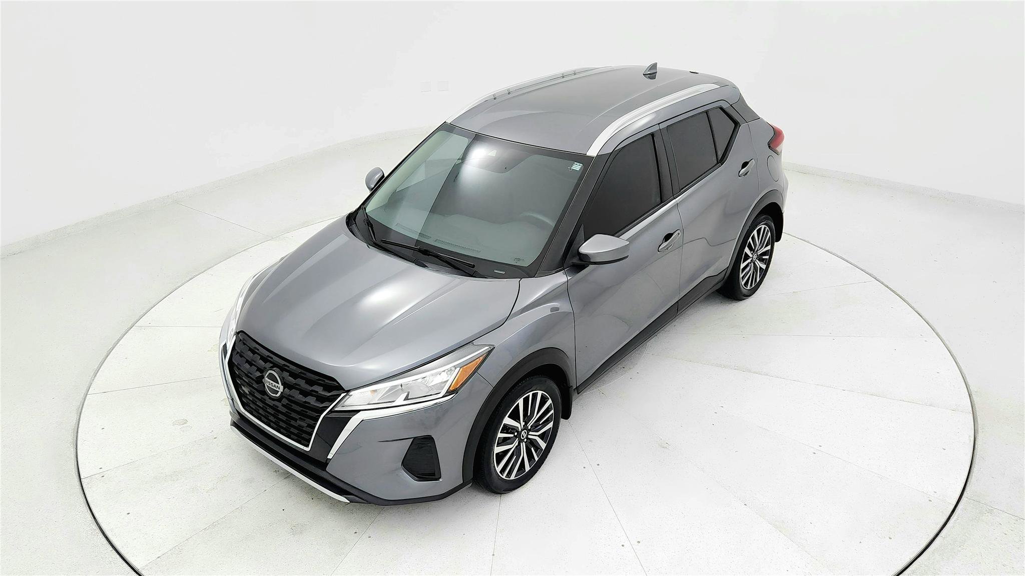 Used 2021 Nissan Kicks SV FWD image 13