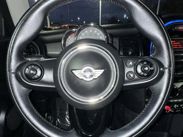 Used 2015 MINI Cooper 2-Door Hardtop image 41