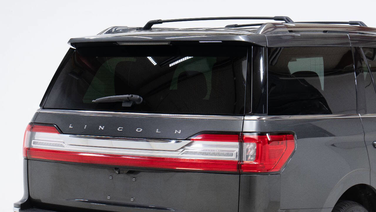 Used 2018 Lincoln Navigator Reserve w/ Technology Package image 13
