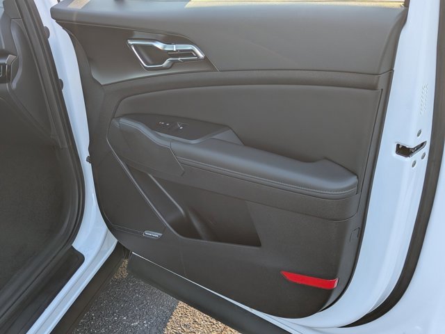 Used 2026 Kia Sportage SX image 13