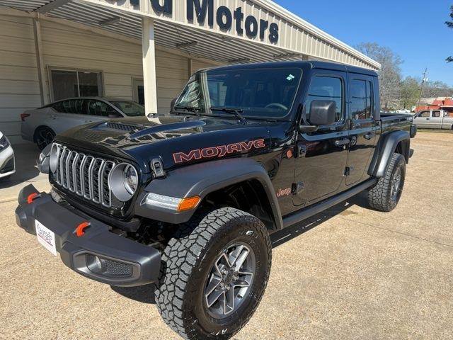 Used 2026 Jeep Gladiator Mojave image 2