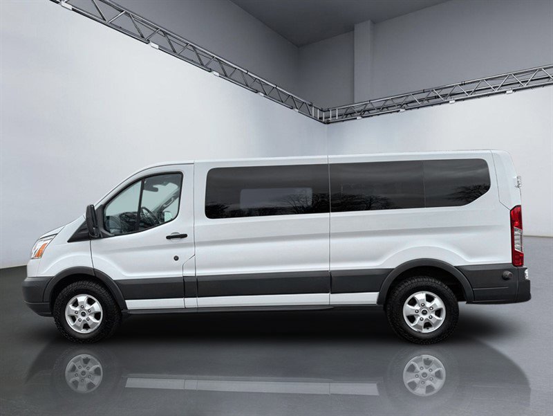 Used 2017 Ford Transit 350 XLT RWD image 2