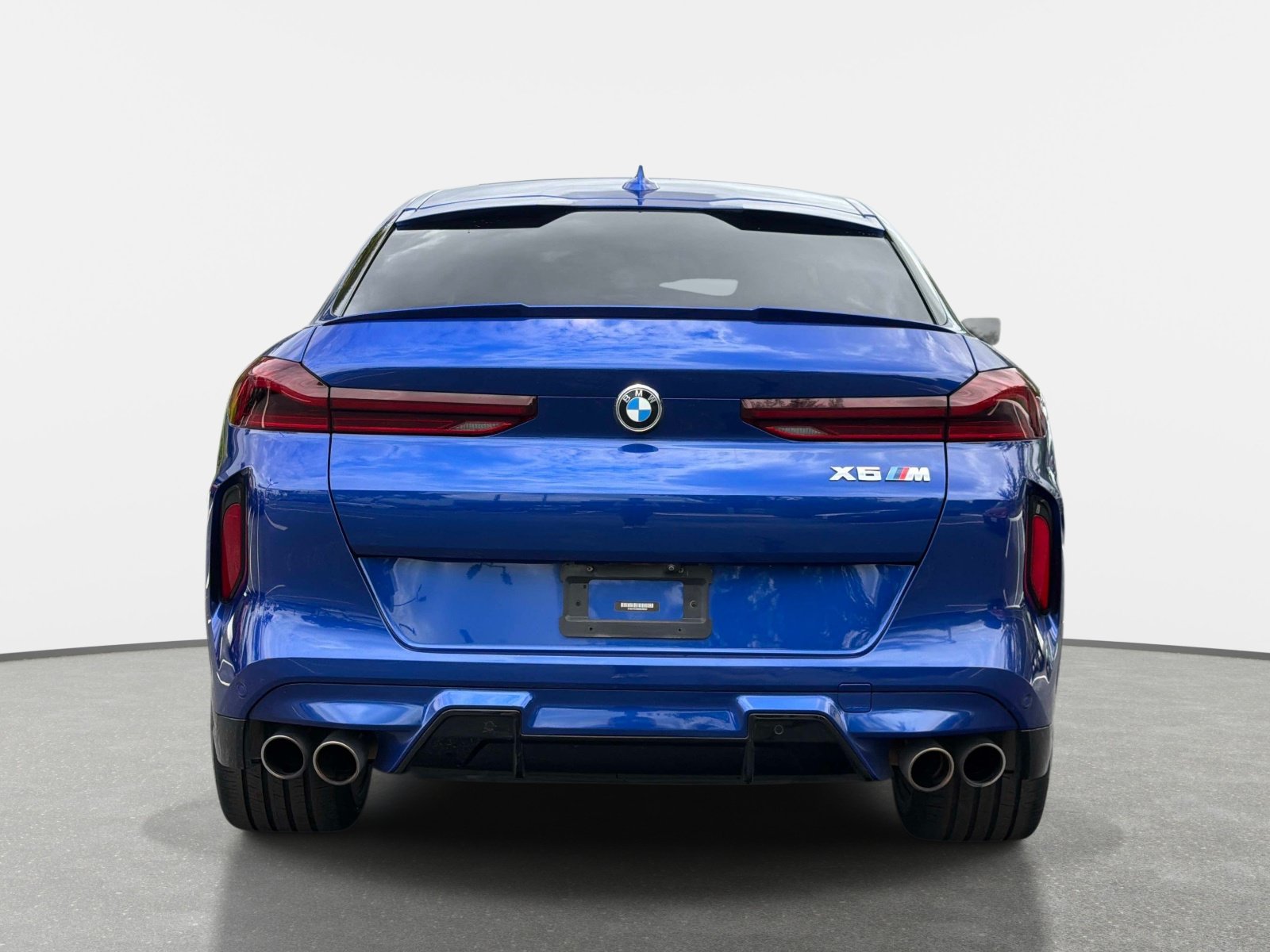 Used 2021 BMW X6 M w/ Executive Package AWD/4WD image 4