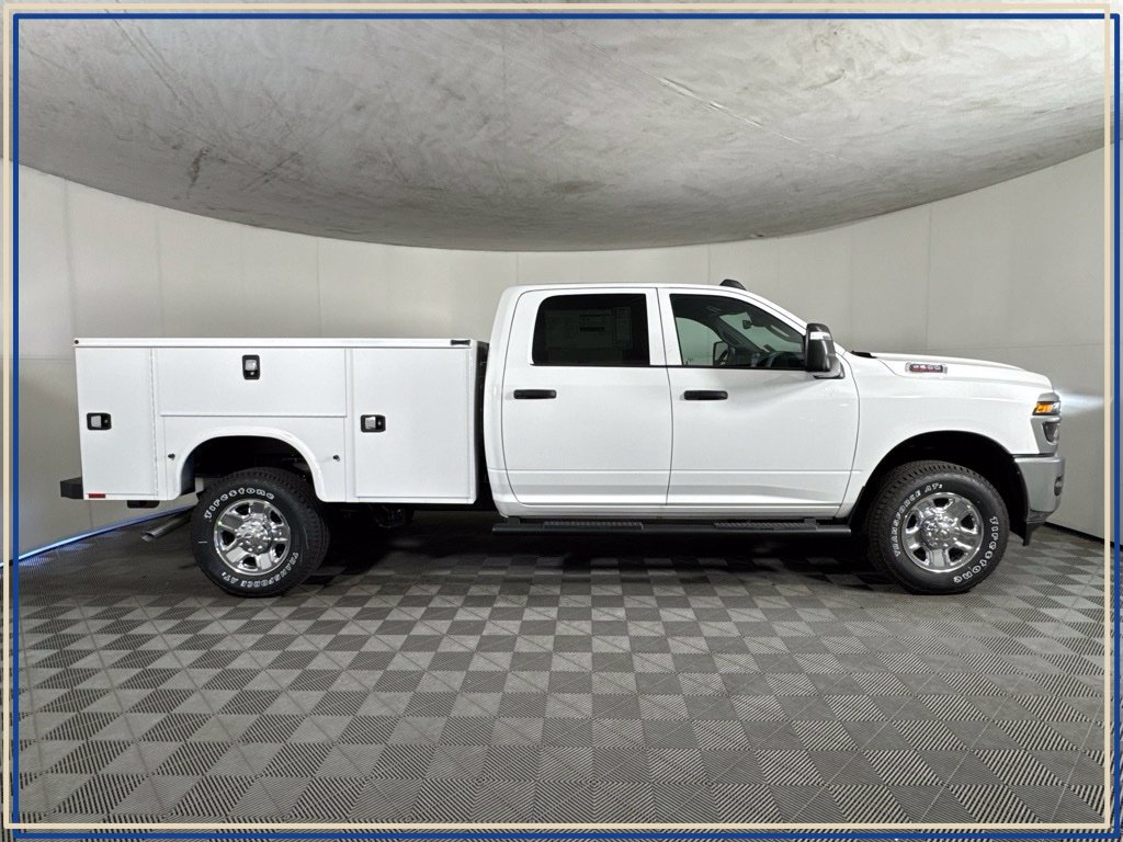 New 2026 RAM 2500 Tradesman AWD/4WD image 5