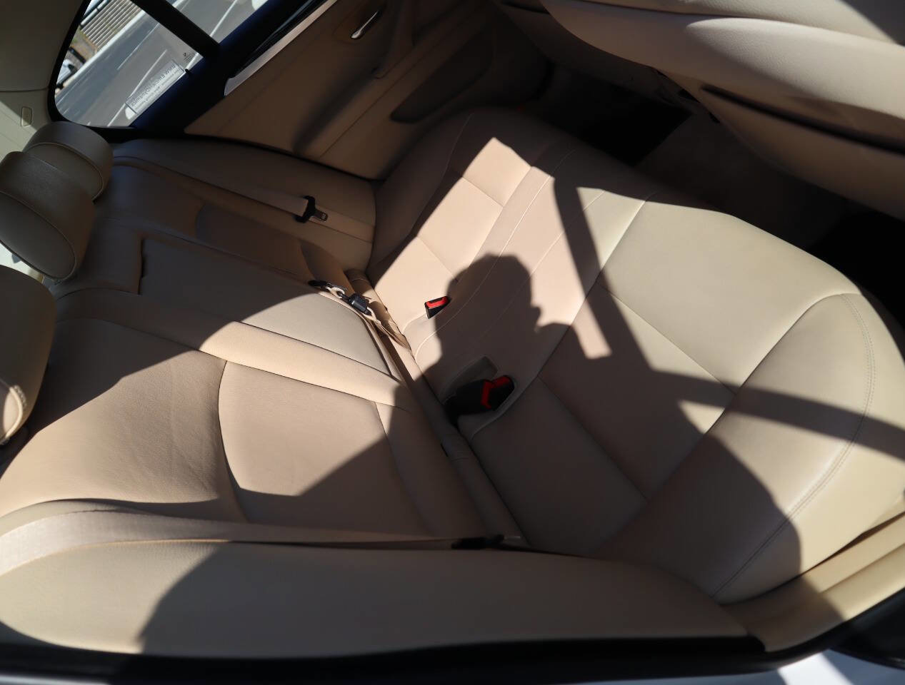 Used 2015 BMW 528i Sedan RWD image 33
