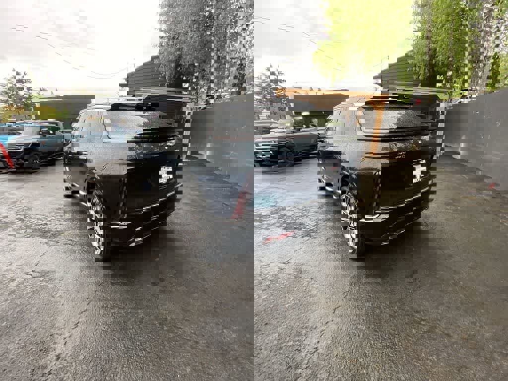 Certified 2025 Cadillac Lyriq Luxury w/ Nappa Leather Package image 4