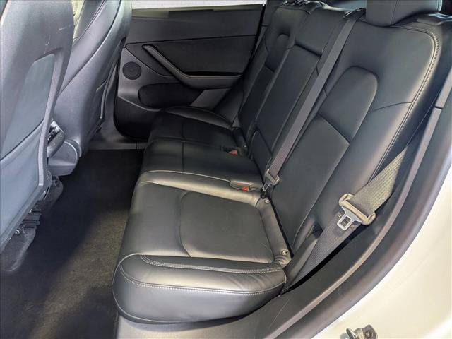 Used 2021 Tesla Model Y Long Range AWD/4WD image 19