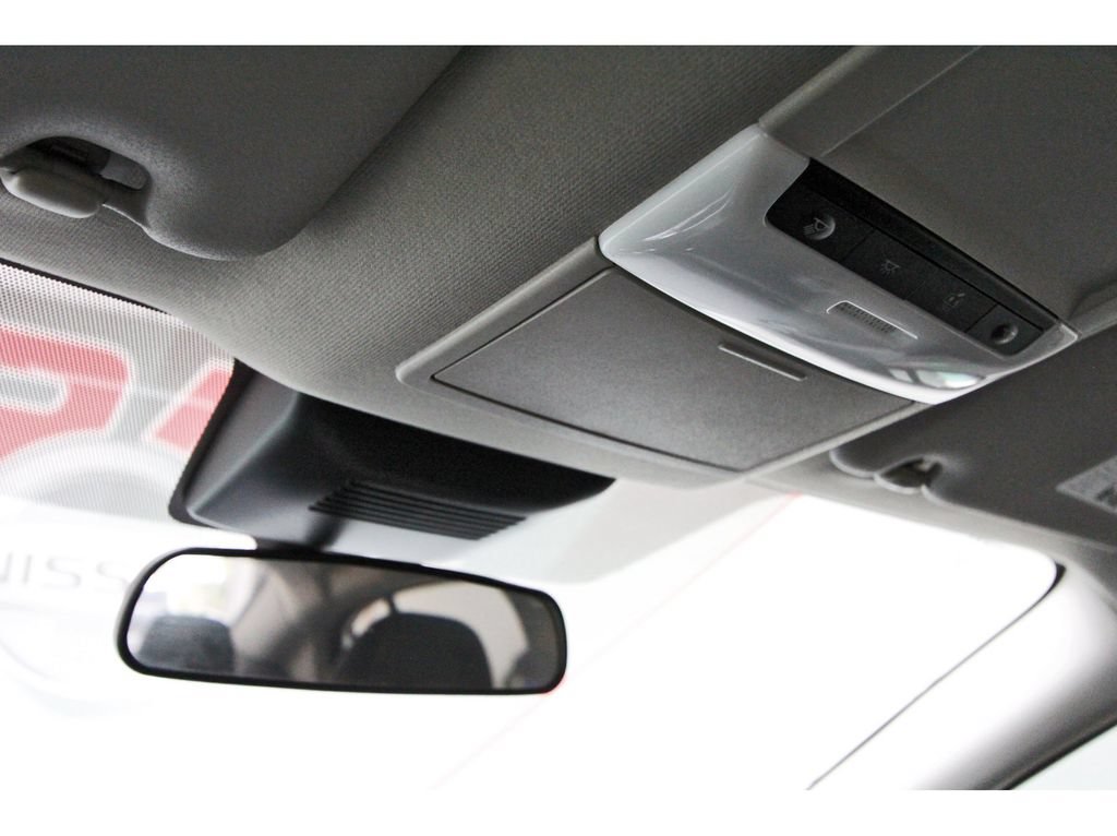 Certified 2025 Nissan Sentra SV FWD image 22