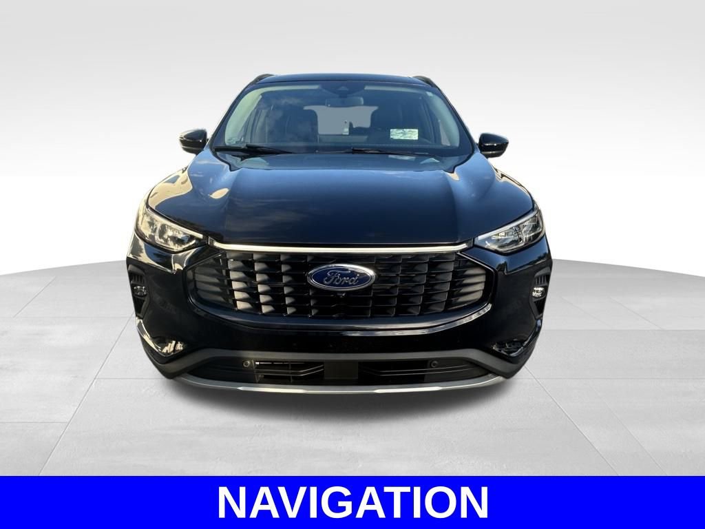 Certified 2024 Ford Escape SE w/ PHEV Premium Package image 10