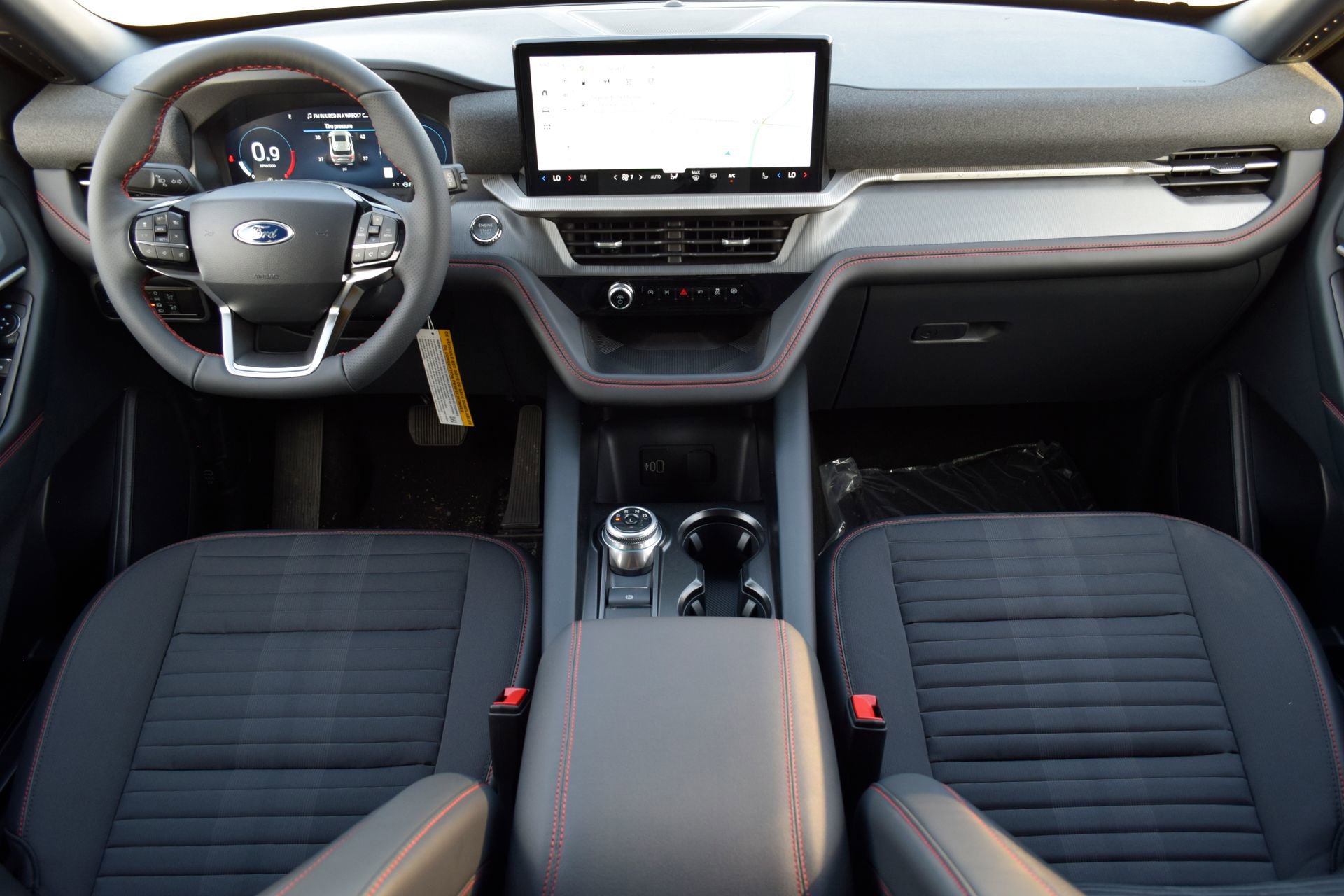 New 2026 Ford Explorer ST-Line image 7