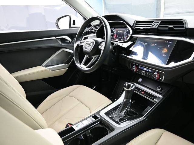 Used 2019 Audi Q3 2.0T Premium Plus w/ Premium Plus Package AWD/4WD image 20