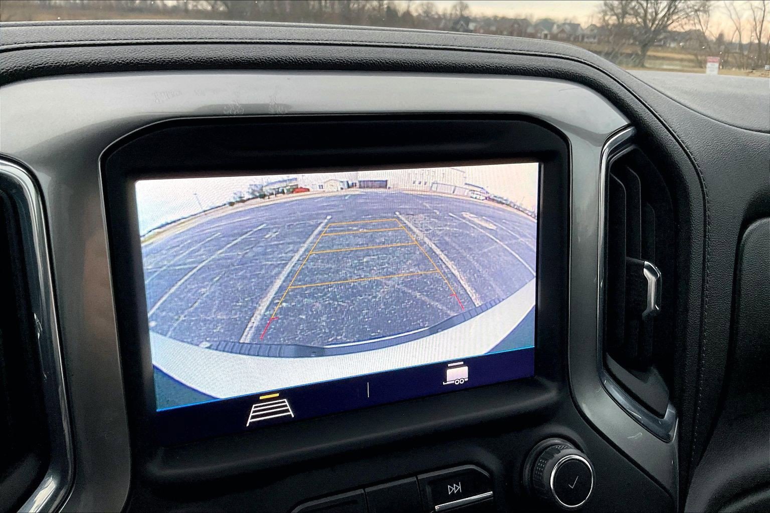 Used 2023 Chevrolet Silverado 2500 LT image 25