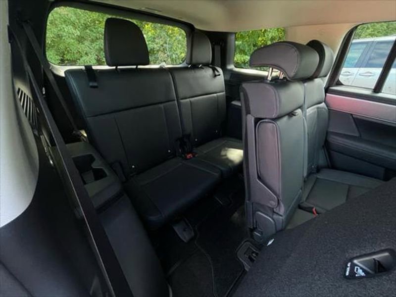 New 2026 Hyundai Santa Fe SEL FWD image 30