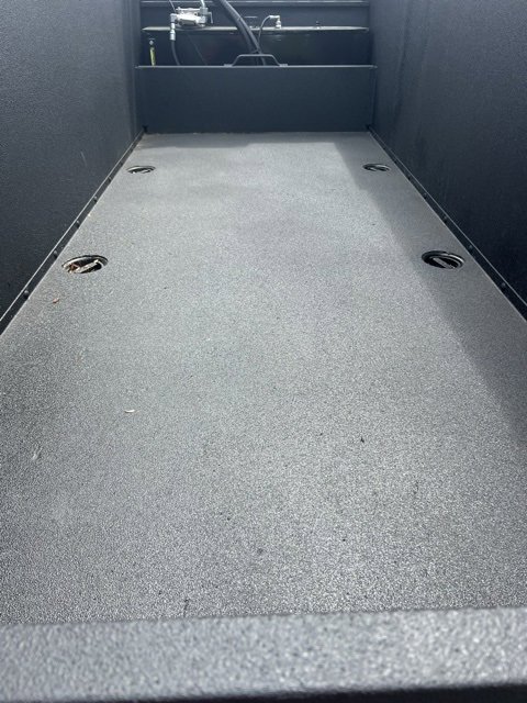 New 2024 Ford F550 4x4 SuperCab Super Duty w/ XLT Value Package image 17