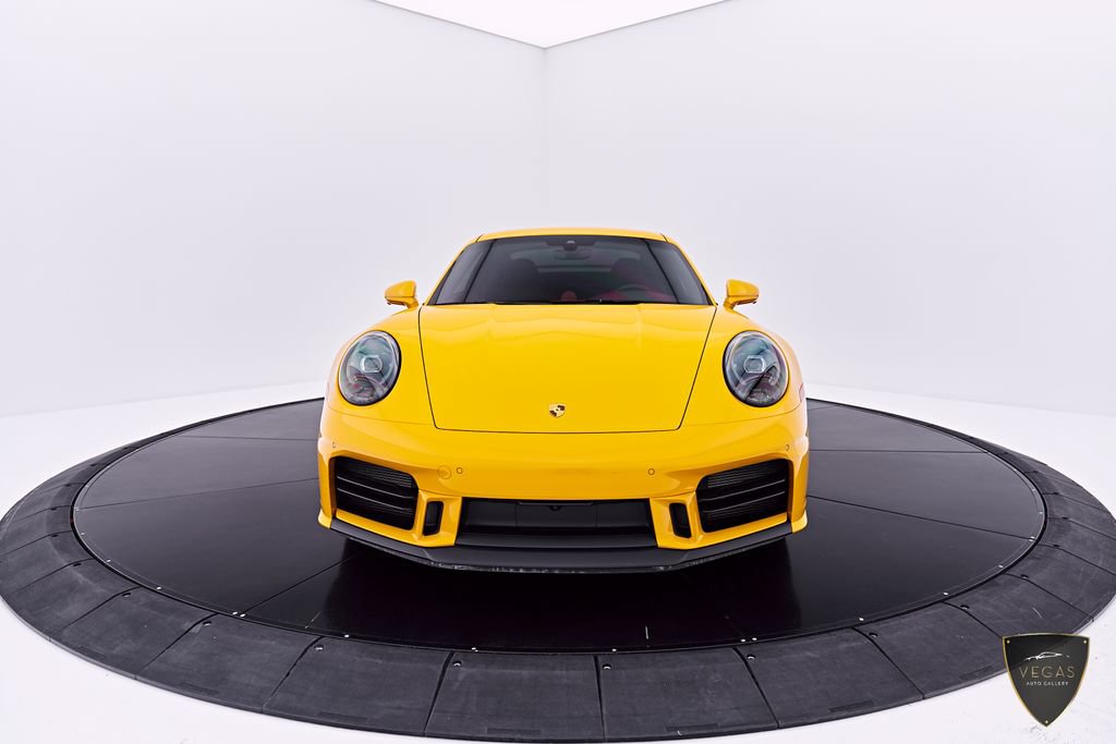 Used 2025 Porsche 911 Carrera RWD image 22