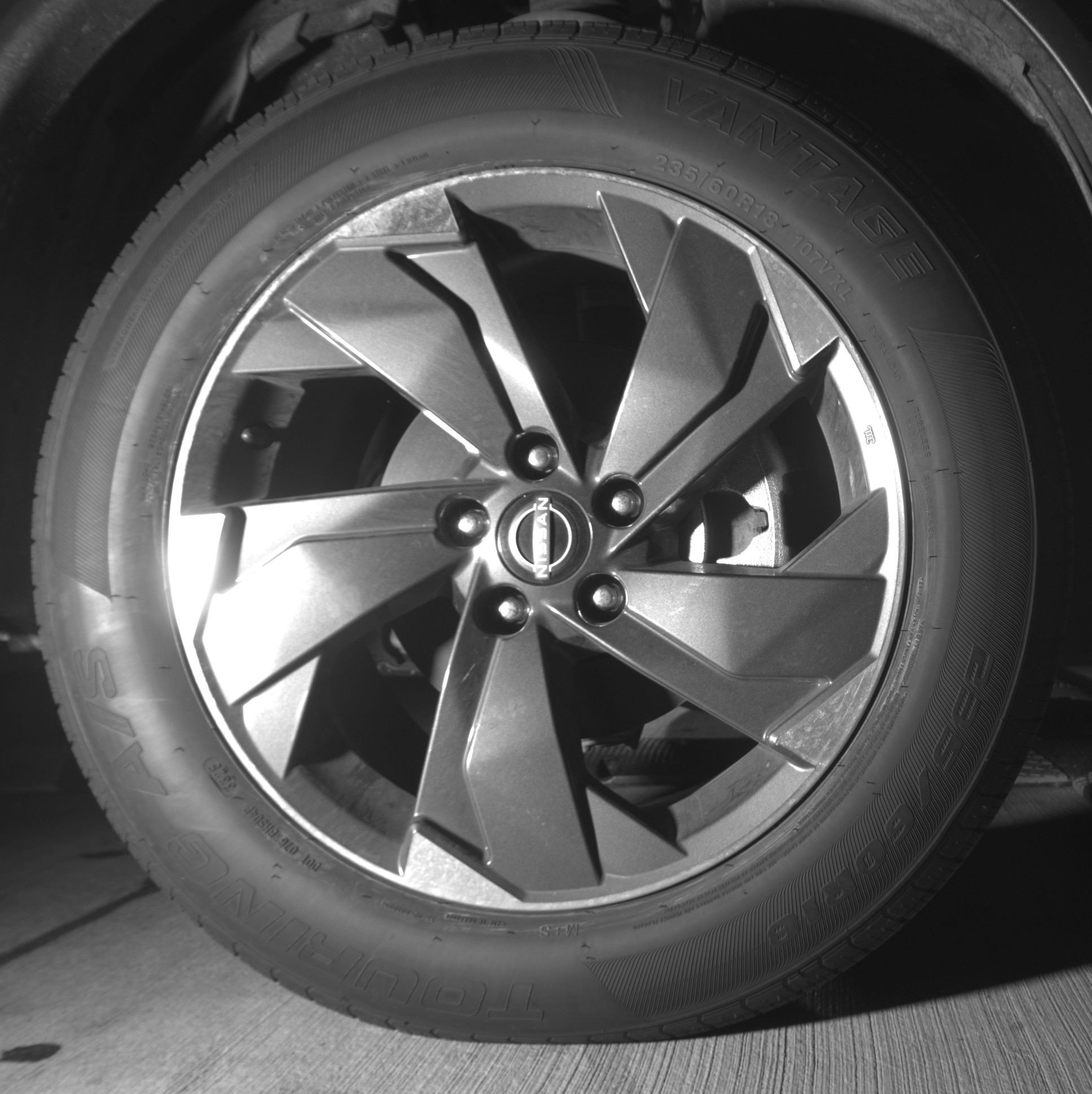Used 2025 Nissan Rogue SV FWD image 13