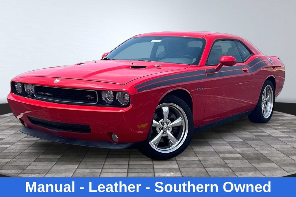 Used 2010 Dodge Challenger R/T RWD image 1
