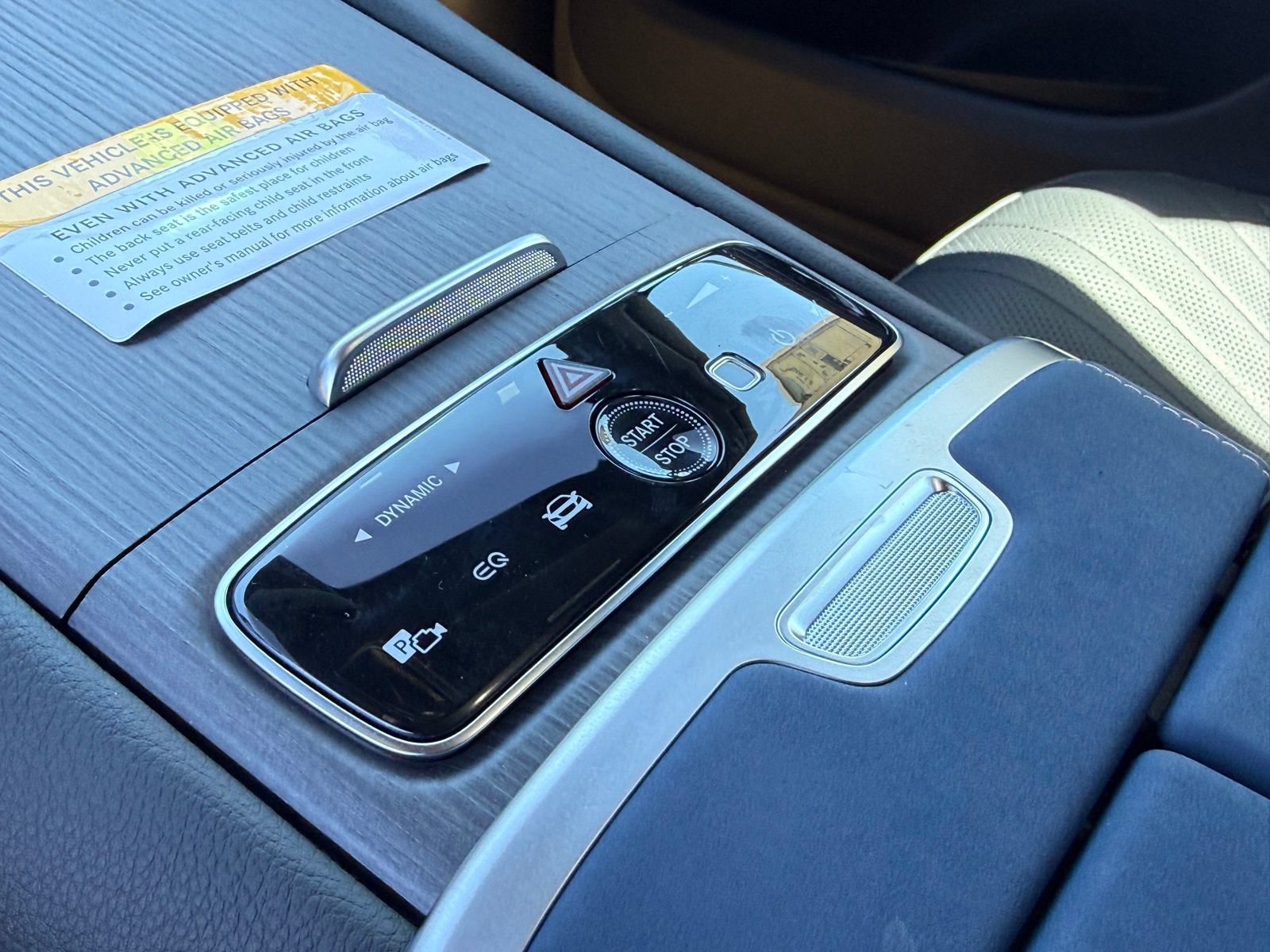 New 2026 Mercedes-Benz EQS 400 4MATIC SUV image 25