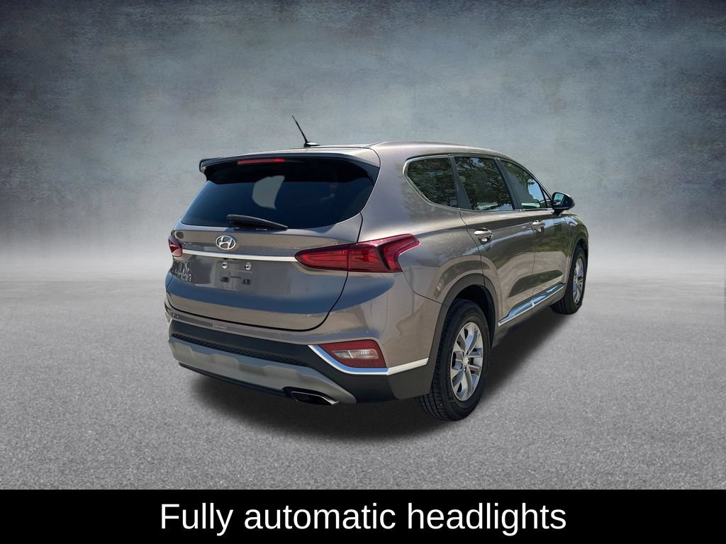 Used 2019 Hyundai Santa Fe SE FWD image 6