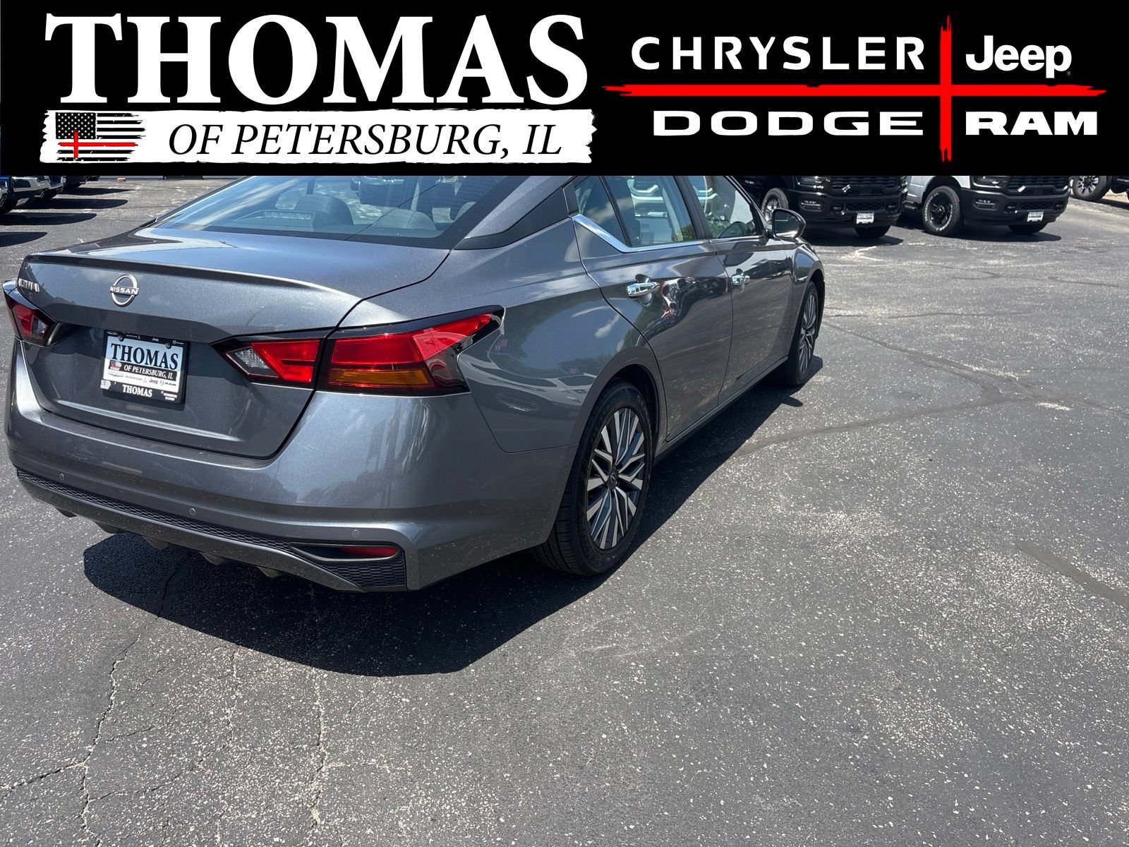 Used 2025 Nissan Altima 2.5 SV FWD image 6
