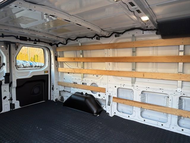 Used 2024 Ford Transit 250 Low Roof w/ Exterior Upgrade Package image 24