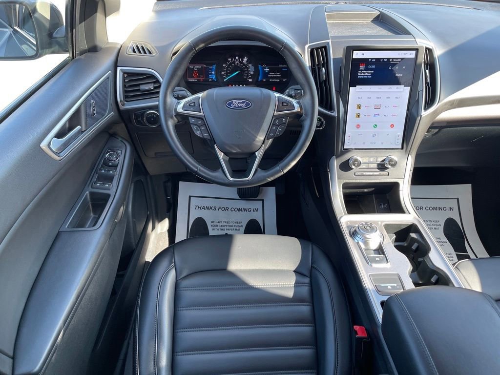 Used 2024 Ford Edge SEL image 5