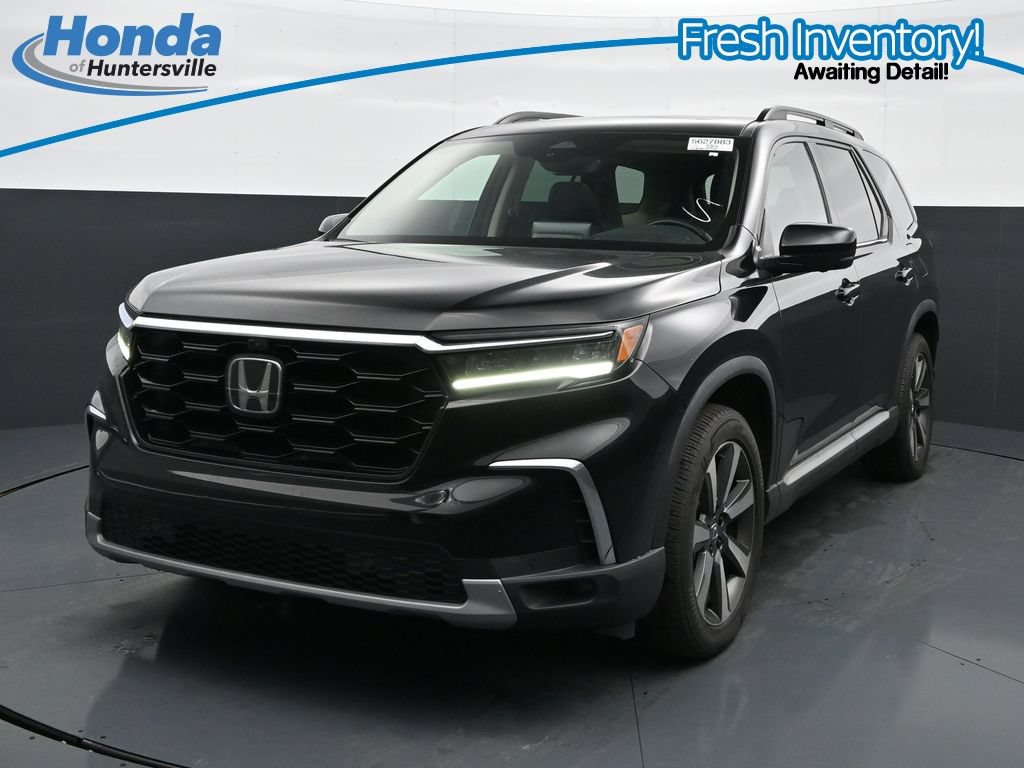 Used 2023 Honda Pilot Elite image 4