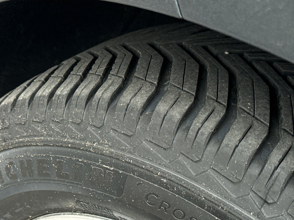 Certified 2020 Chevrolet Equinox LT AWD/4WD image 11