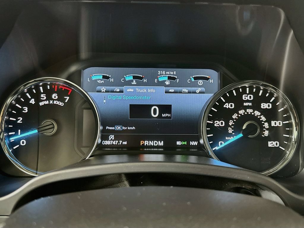 Used 2018 Ford F150 Lariat w/ Equipment Group 502A Luxury AWD/4WD image 12
