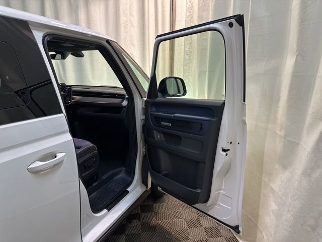 New 2025 Volkswagen ID. Buzz Pro S image 34
