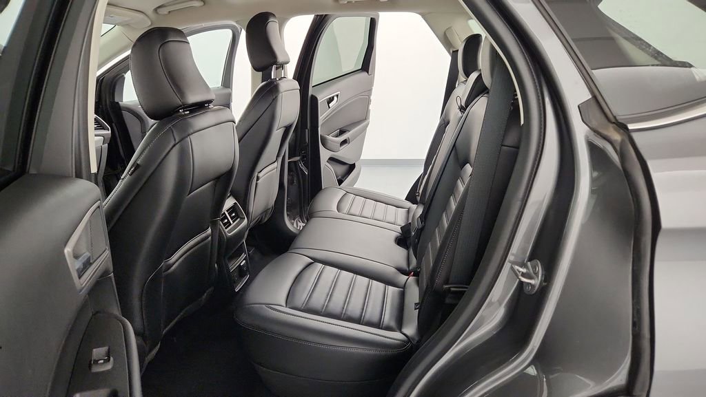 Used 2023 Ford Edge SEL w/ Convenience Package image 28