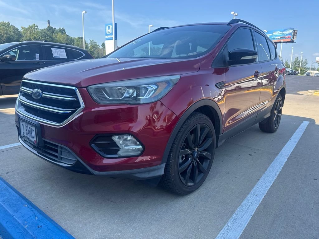Used 2017 Ford Escape Titanium AWD/4WD image 2