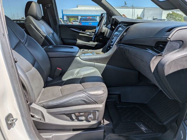 Used 2020 Cadillac Escalade Platinum AWD/4WD image 42