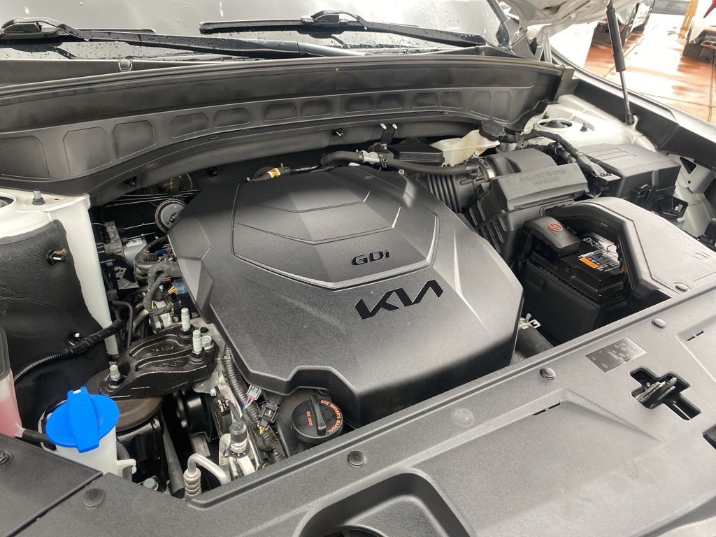 Used 2023 Kia Telluride LX image 44
