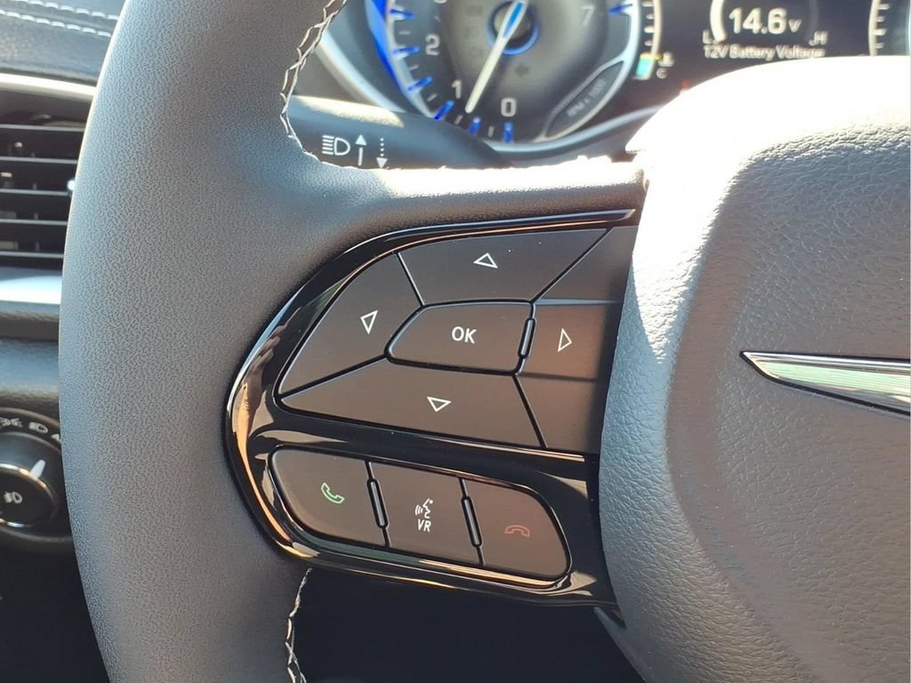 New 2026 Chrysler Pacifica Select w/ S Appearance Package FWD image 30