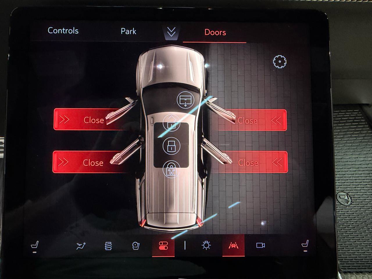 Used 2025 Cadillac Escalade V w/ LPO, ONYX Package image 36