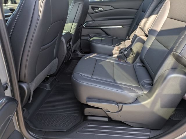 New 2026 Chevrolet Traverse LT w/ Midnight/Sport Edition FWD image 28