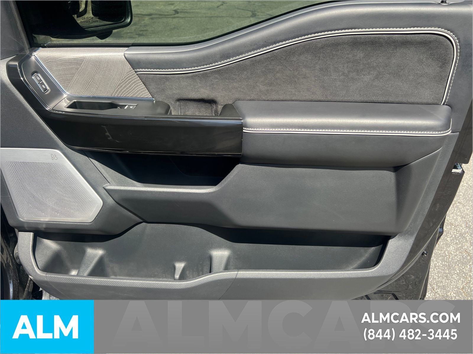 Used 2024 Ford F150 Lightning Platinum AWD/4WD image 16