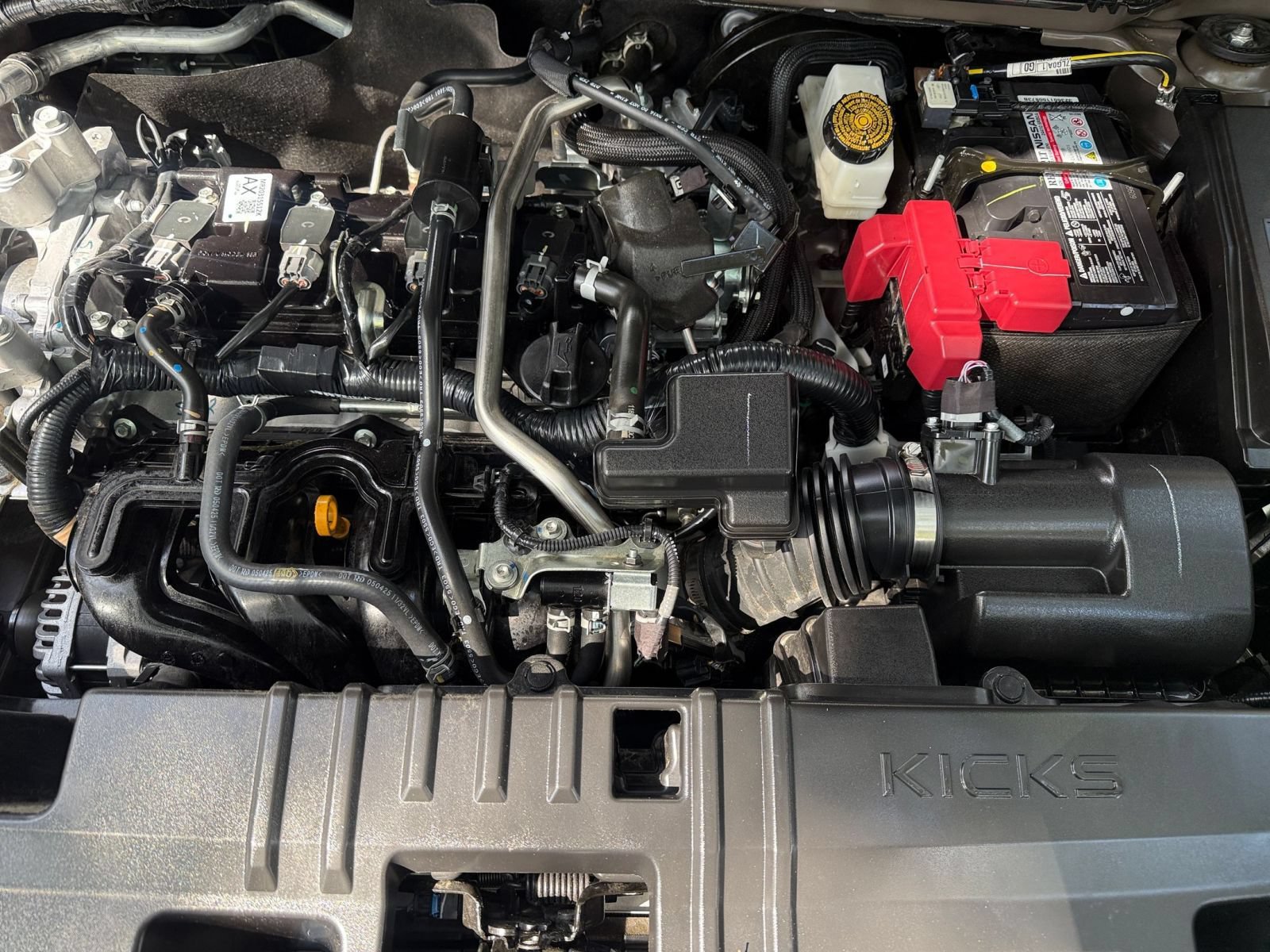 Used 2026 Nissan Kicks SR FWD image 28