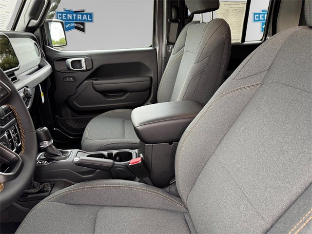 New 2025 Jeep Gladiator Sport image 9